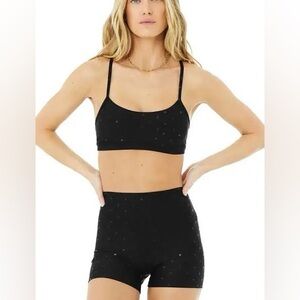 NWOT - Alo Yoga Airlift Set ( intrigue bra and energy short) size XS/S in Black